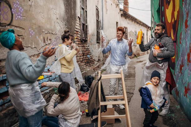 istock Street artists taking a break 1411631744