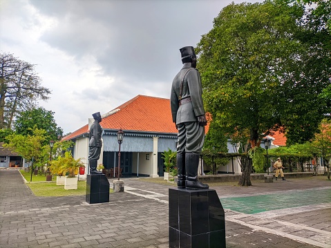 Yogyakarta/Indonesia - July 19, 2022 :\nStatue of Indonesian Heroes during the colonial period, which is in the courtyard of the Museum in Yogyakarta, Indonesia