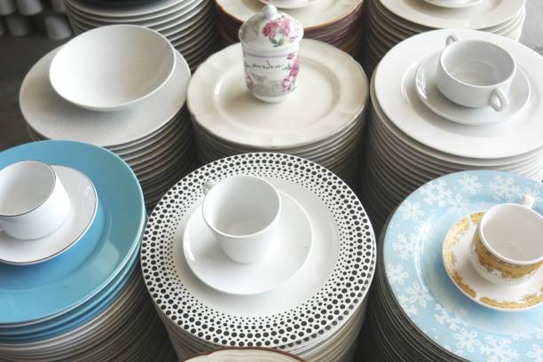 istock Various products of porcelain are displayed in a kitchenware store. 1411663922