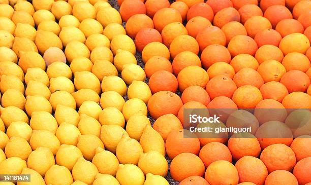 Lemons И Апельсинов — стоковые фотографии и другие картинки Антиоксидант - Антиоксидант, Апельсин, Без людей