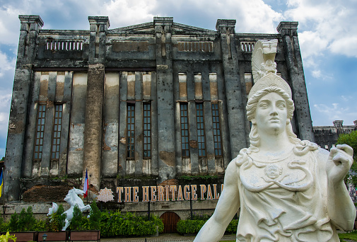 The Heritage Palace opened as a tourist area in mid-2018. Where this tourist destination is made from a former sugar factory called Gembongan. No wonder the atmosphere offered at this tourist destination is very classic, typical of European buildings.\n\nThe Heritage Palace is a legacy since 1892. Located just 10 km from Solo, The Heritage Palace is the latest selfie tourism attraction in Sukoharjo. Explore various eye-catching photo spots in the colonial era building. You can also find antique cars displayed across The Heritage Palace, including a 1948 Dodge that was once used by President Soekarno.