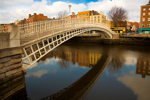 Ha'penny bridge over the River Liffey, Dublin, Republic of Ireland, Europe