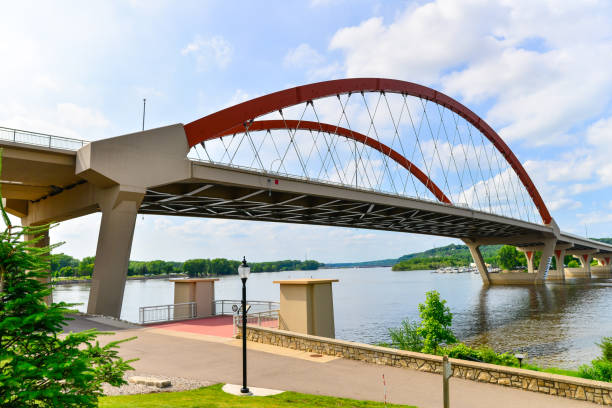 istock Bridge and Riverfront in Hastings Minnesota 1411886489