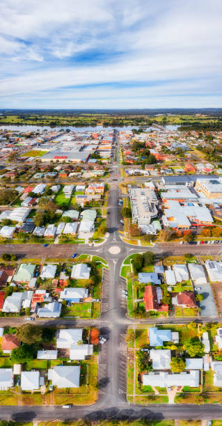 D Taree Steets to Downtown Vert Pan