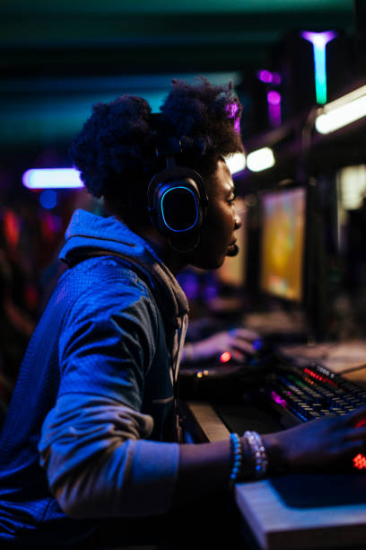 istock Female black pro gamer 1412059698