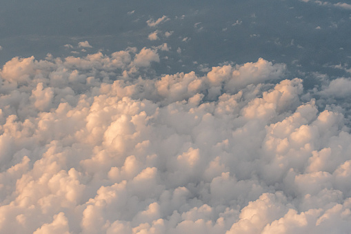 Mid-air pictures of clouds and contracts from an airplane