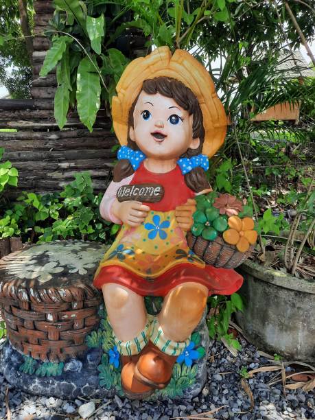 istock Welcome Girl 1412124738