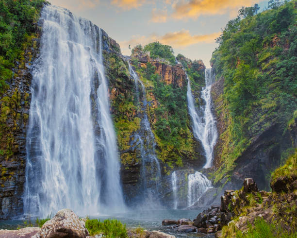 panorama route rpa, lisbon falls south africa, lisbon falls w mpumalanga, republika południowej afryki - prowincja mpumalanga zdjęcia i obrazy z banku zdjęć