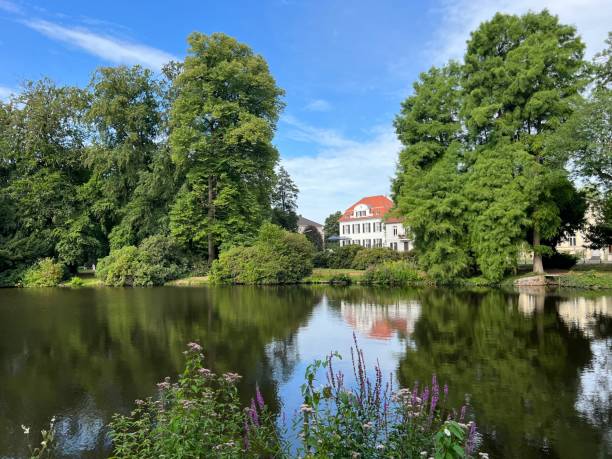 istock View of a lake in a public park 1412144293