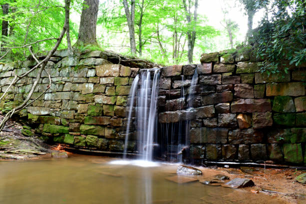 henry run sawmill dam falls - run of the mill fotografías e imágenes de stock