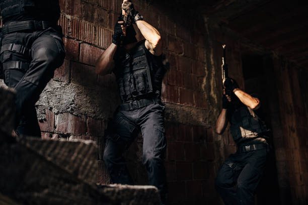 istock SWAT team on a mission 1412259539