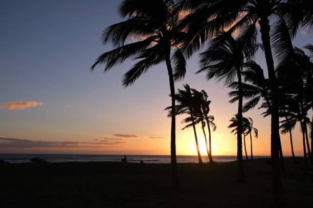 istock Nanakuli, Oahu Hawaii sunset 1412272449