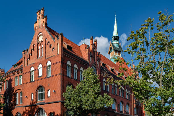 istock Neo-gothic spectacular architecture: listed town hall Berlin-Lichtenberg, view from southeast 1412283681