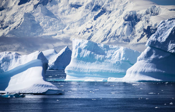 istock Icebergs Galore in Antarctica 1412332605