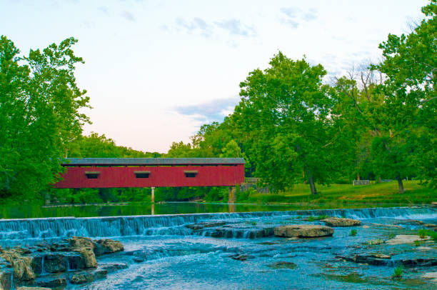 istock Waterfall-Cataract Falls-with covered bridge- On Mill Creek-Owen County Indiana 1412345568