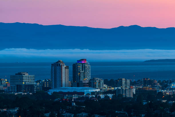 istock Victoria, British Columbia At Dusk 1412354307