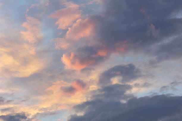 istock Dramatic pink and blue cloudscape over Burbank California 1412357928