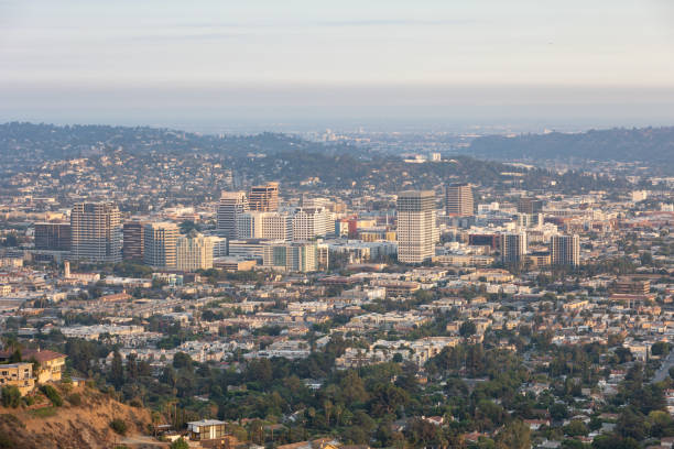 istock View of Glendale California right before sunset 1412357929