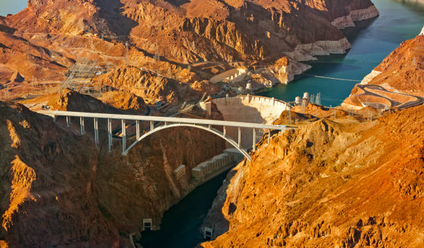 istock Mike O'CallaghanPat Tillman Memorial Bridge 1412389634