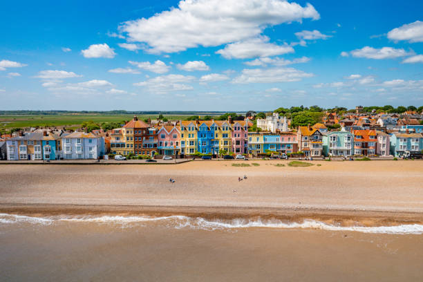 aldeburgh beach - east anglia fotos stock-fotos und bilder