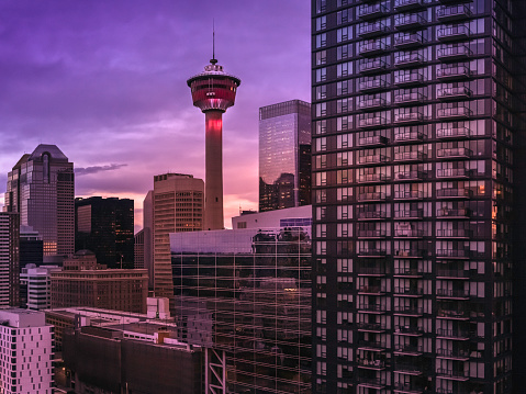 The cosmopolitan city of Alberta with skyscrapers and the Calgary Tower.