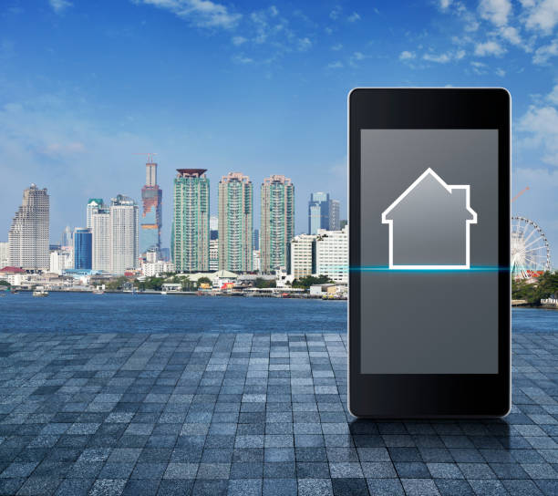 istock Businesss real estate online concept 1412458182