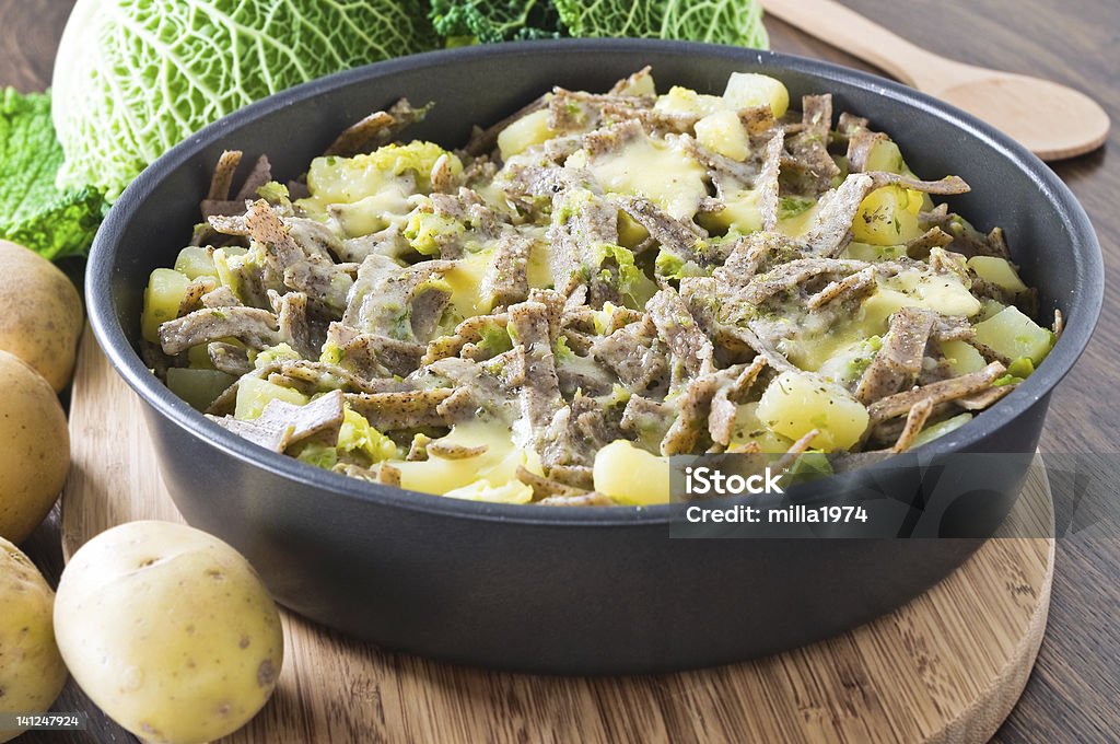 Pizzoccheri, italiano massas caseiras. - Foto de stock de Alimentação Saudável royalty-free