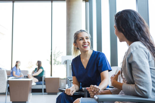 istock Doctor meets with the surgery candidate 1412518742
