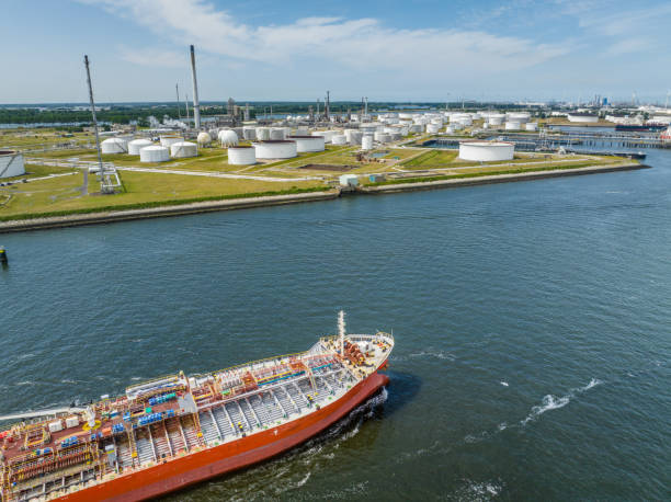 istock Oil Tanker Ship Traversing Rotterdam Port 1412533308