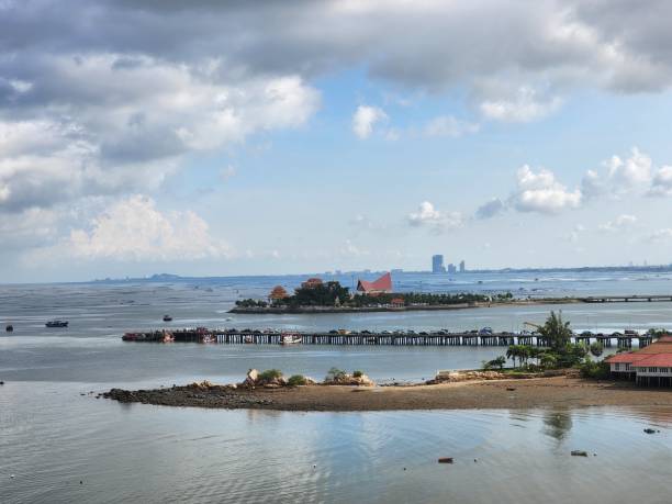 Sea and pier at Sriracha,Thailand