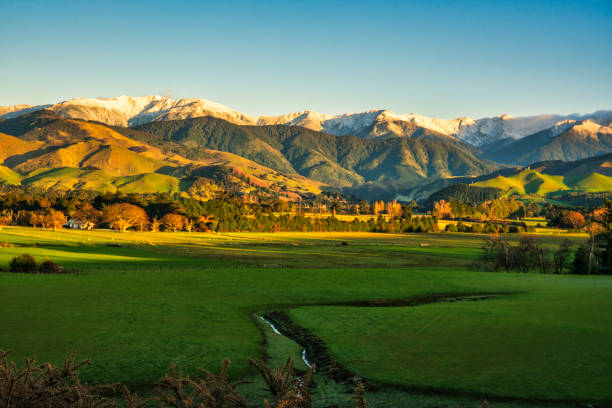 istock First sun of the day warming the hills 1412586542