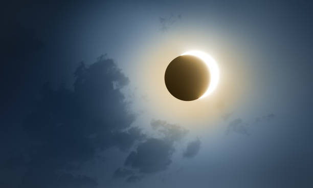 éclipse du soleil - espace et astronomie photos et images de collection