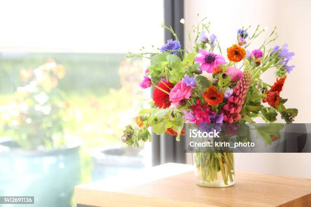 Flower Bouquet Stock Photo - Download Image Now - Bouquet, Flower, Bunch of Flowers