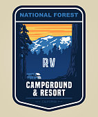 vektorillustration-rv-resort-logo-retro-abzeichen.jpg?b=1&s=170x170&k=20&c=F6O7b5UXlDG_vAQQ-GuMO5O-JNTrLe60nrQdfcl89CM=