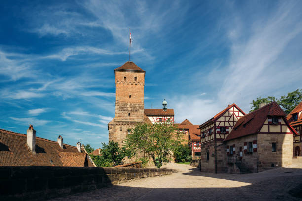 the nuremberg castle, germany - castle nuremberg fort skyline imagens e fotografias de stock