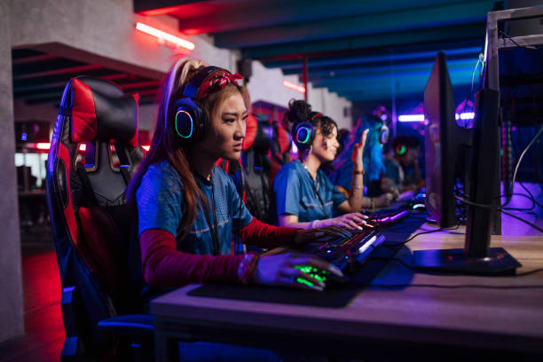 istock Girls in the multiplayer tournament 1412888488