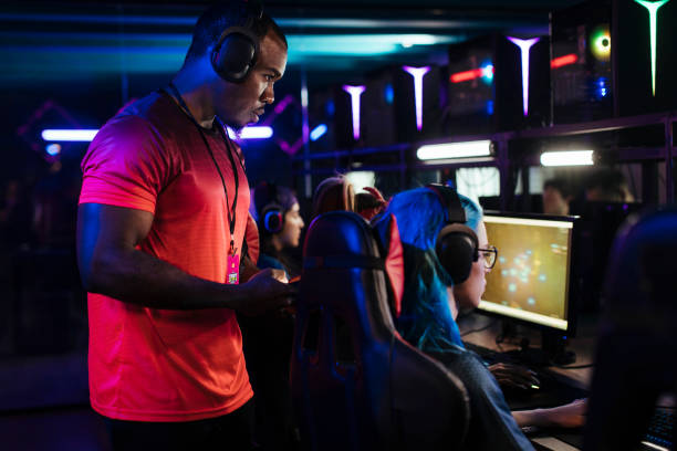 istock Esports tournament judge 1412888581