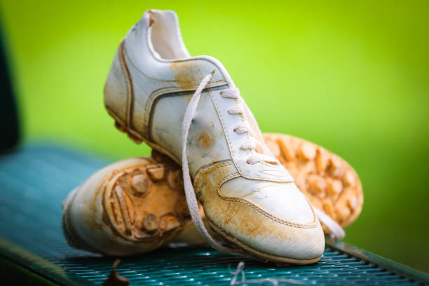 close-up of baseball equipment - catching horizontal nobody baseballs imagens e fotografias de stock