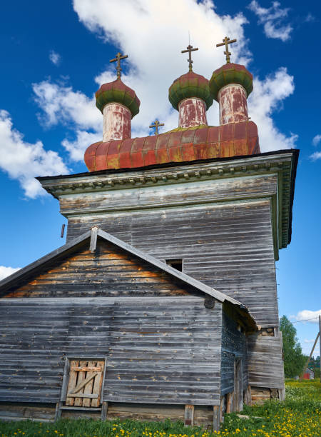 церковь сретения господня, шелоховская сельская местность - архангельск стоковые фото и изображения
