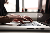 suche-find-web-online-technology-internet-website-konzept.jpg?b=1&s=170x170&k=20&c=vT3_xdjAlVuG1SuIc4MFwO4CDKAZuPQjfVrwXrKEy_E=