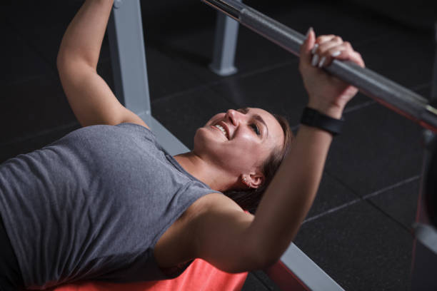 istock Sportswoman training at the gym 1412930311