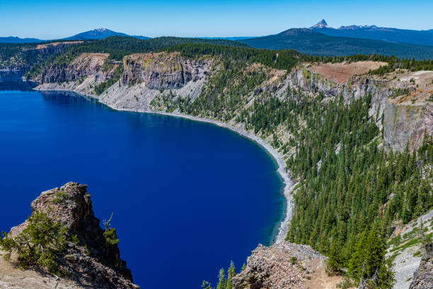 istock Cloudcap Point in Crater Lake national Park 1412934273