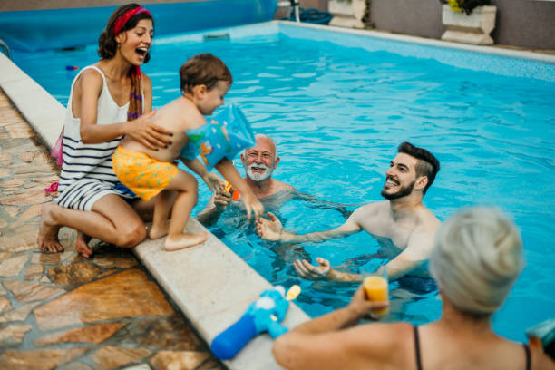 istock Water guns game is after the jump 1413050117