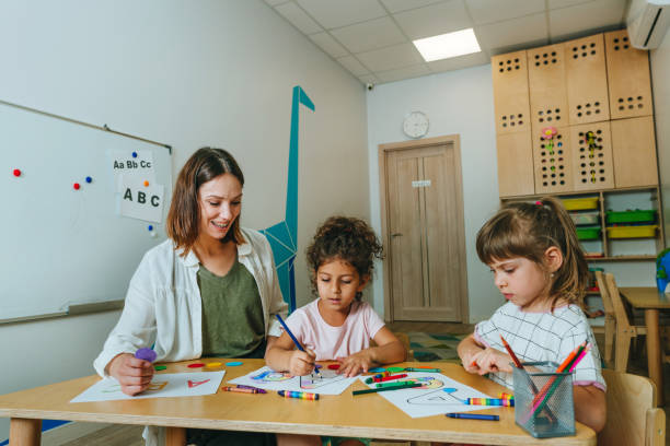 istock English lesson at elementary school or kindergarten 1413062472