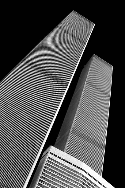 world trade center. zwillingstürme. erinnerung an den 11. september 2001 - twin towers manhattan stock-fotos und bilder