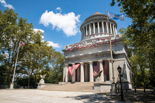 istock Grants Tomb NYC 1413125407