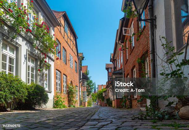 Alley In The Old Town Of The Hanseatic City Of Lüneburg Stock Photo - Download Image Now