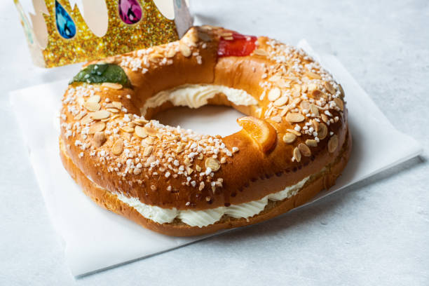 istock Roscon de Reyes - traditional Spanish Christmas baking. 1413141243