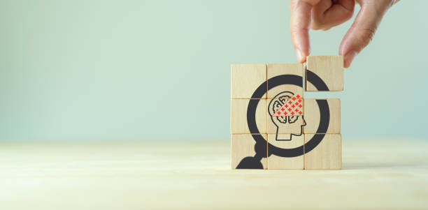istock Customer insight marketing concept. Deep understanding of customers,  behaviors and  needs. Using customer insight to build strong customer relationship and increase loyalty. Growth mindset employees. 1413192143