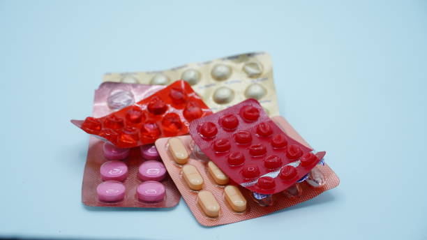 istock Capsule and medicine image on white background 1413200162
